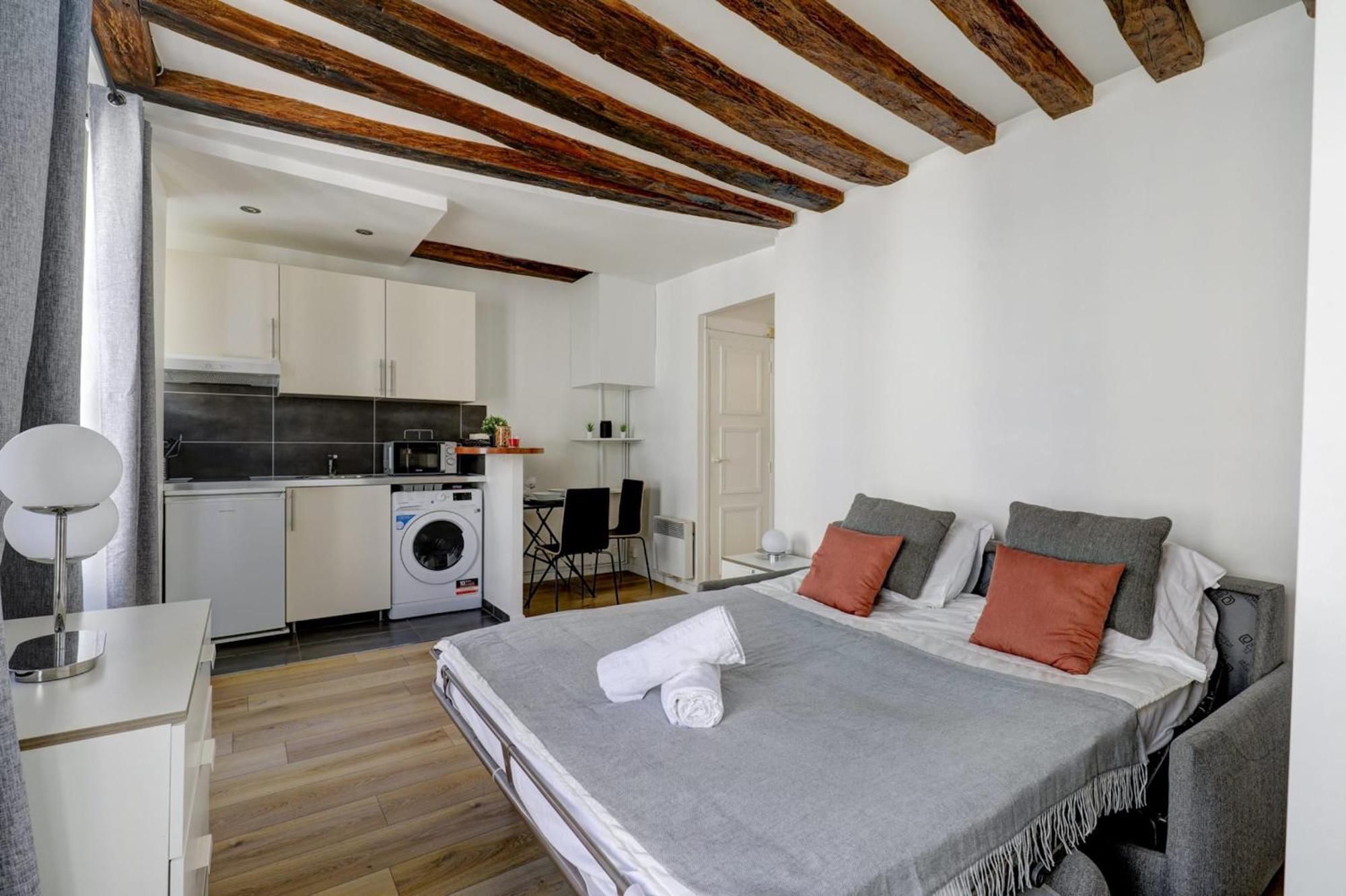 Appartement Le Marais Republique - Cityapartmentstay *